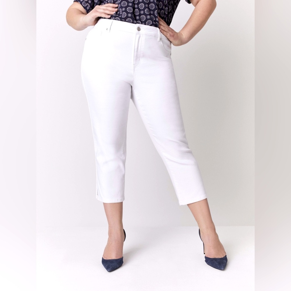 WESTPORT Jean Capris - Classic 5-Pocket Jeans. Nice Stretch… Flattering Fit!❤️
